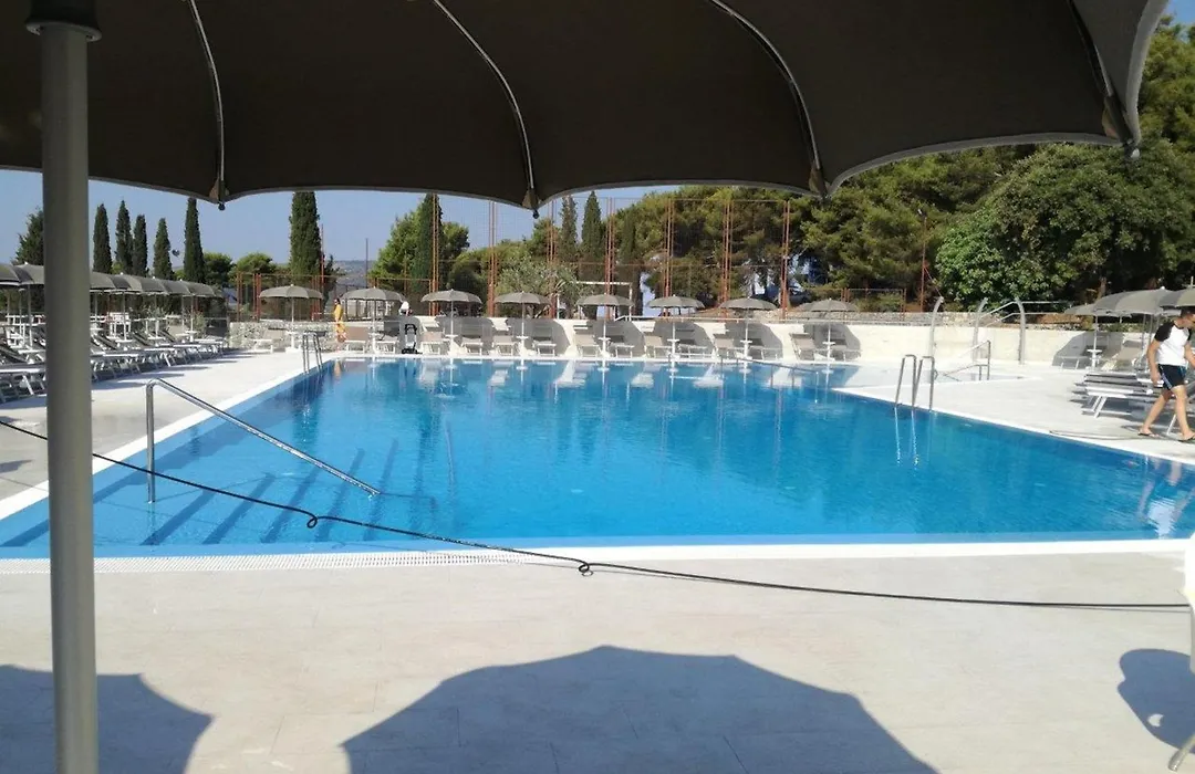 Hotel Medena-1